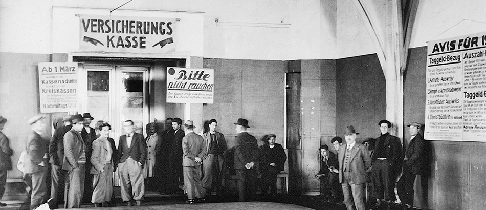 Cassa di assicurazione e di assistenza della città di Zurigo, sala d’attesa a Helmhaus (1936), Edy Meyer. Archives sociales suisses.