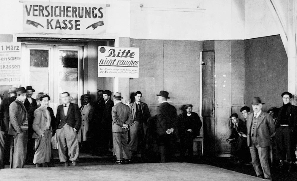 Cassa di assicurazione e di assistenza della città di Zurigo, sala d’attesa a Helmhaus (1936), Edy Meyer. Archives sociales suisses.